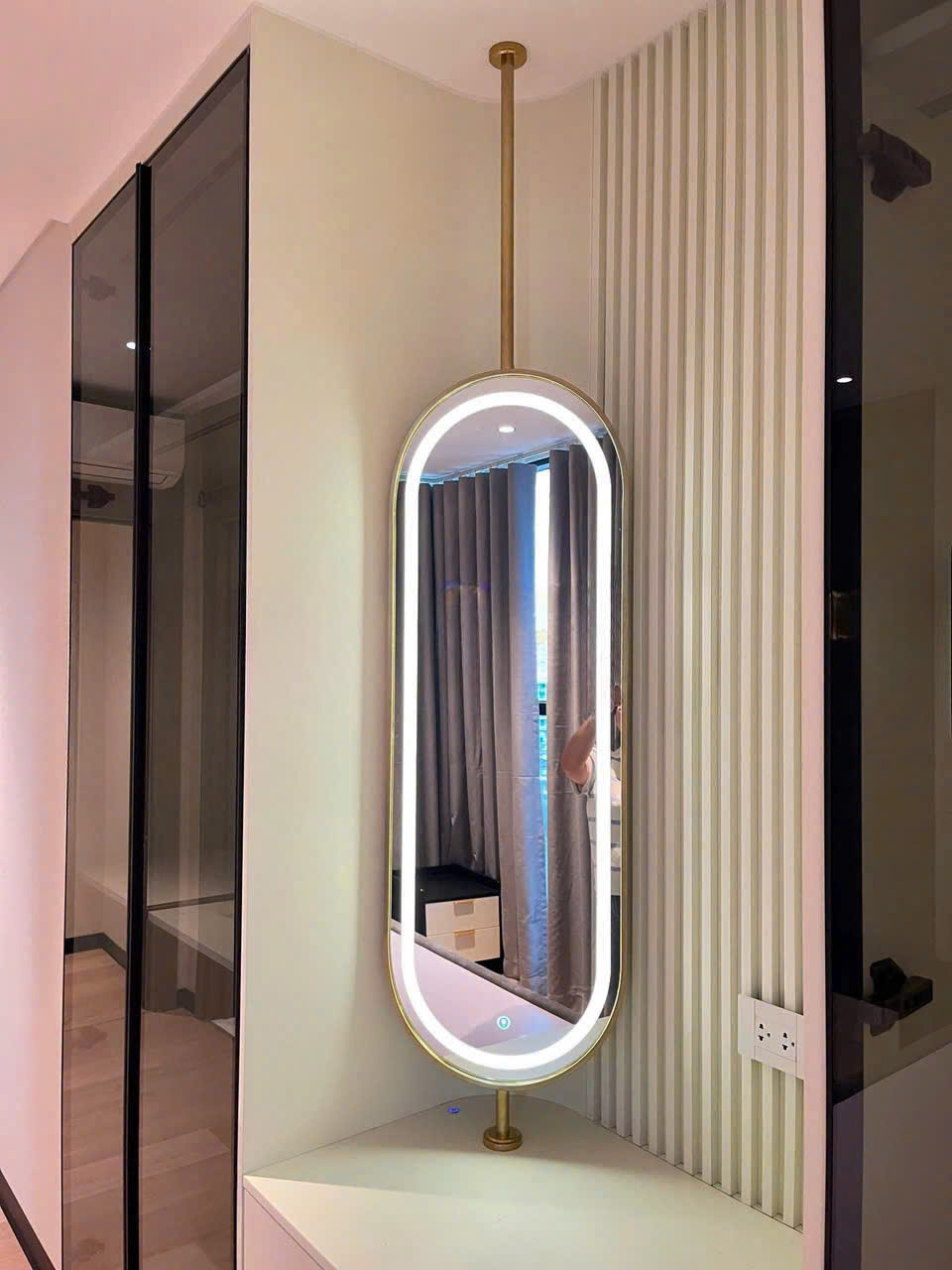 Gương bàn phấn Khung inox 304 Mạ Ti Tan Vàng đèn led Cao Cấp D160| Giá tốt hà nội
