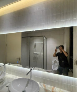 Gương phòng tắm hắt sáng spa