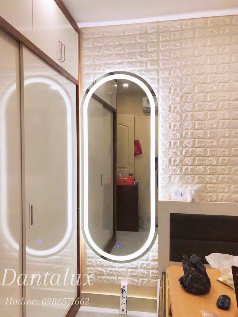 Gương Trang Trí soi toàn thân Có Đèn Led Cao Cấp D64