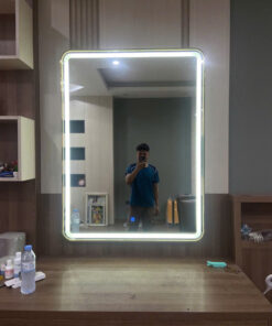 gương bàn phấn đèn led khung viền kim loại D167